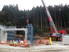 水無川砂防施設群の無人化施工 写真